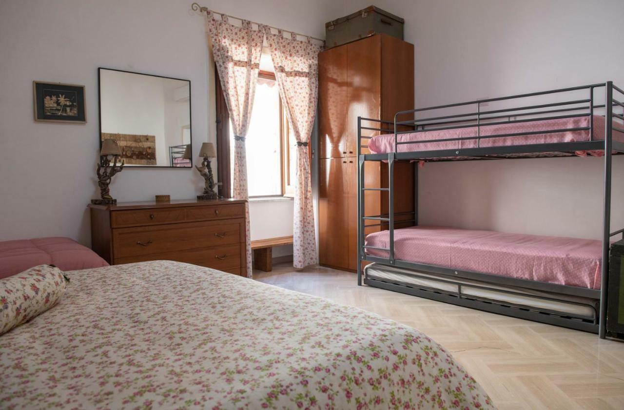 B&B Otium ปอมเปอี ภายนอก รูปภาพ